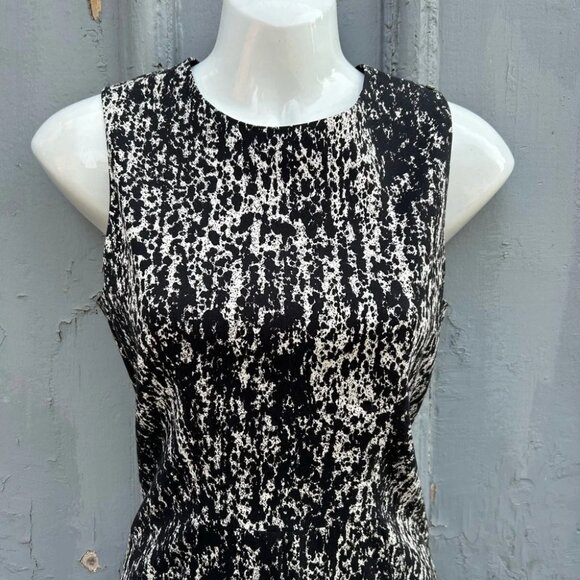 Sportmax Black & White abstract Sleeveless midi dress, BNWT, size  6 - Picture 4 of 12